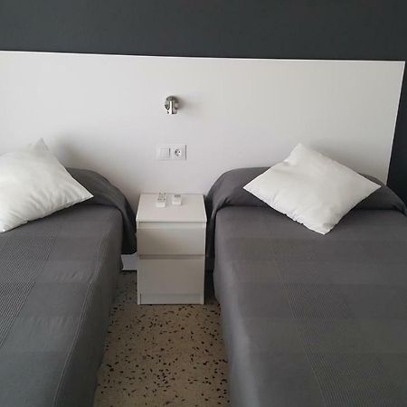 Hostal Can Joanet Cambrils Εξωτερικό φωτογραφία