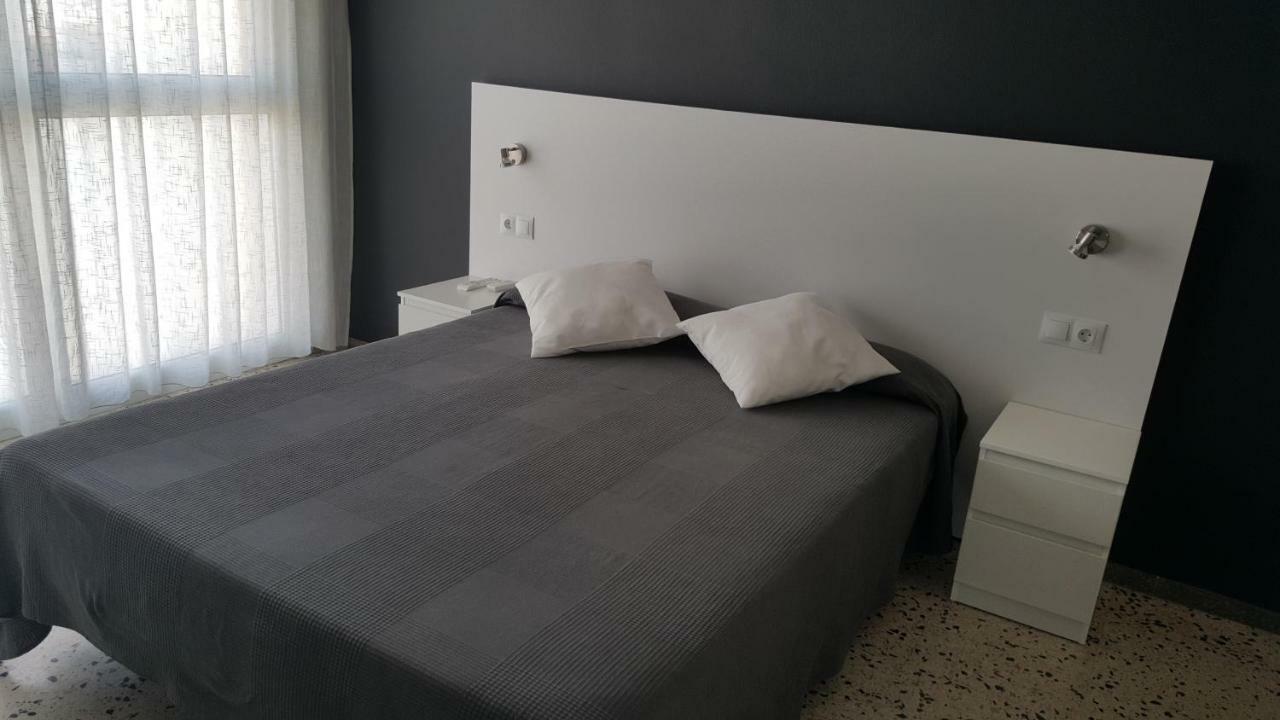 Hostal Can Joanet Cambrils Εξωτερικό φωτογραφία