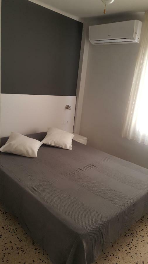 Hostal Can Joanet Cambrils Εξωτερικό φωτογραφία